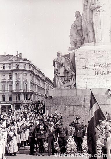 Vācieši okupē Rīgu 1 jūlijs... Autors: Fosilija Pagājušo gadsimtu Vecrīgas foto.