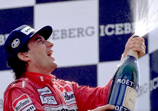  Autors: Eriks 16 Ayrton Senna