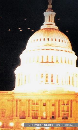 1952    Washington DC Autors: posts UFO Photographs 1910-2008