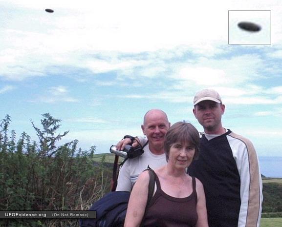  Autors: posts UFO Photographs 1910-2008