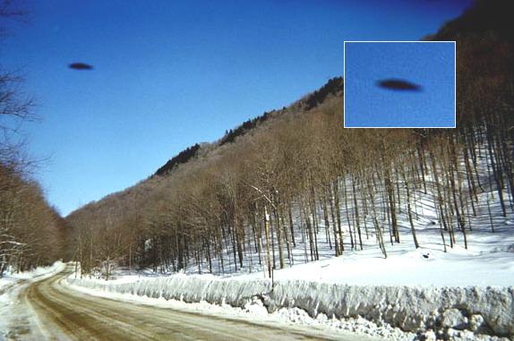  Autors: posts UFO Photographs 1910-2008