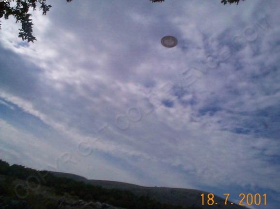  Autors: posts UFO Photographs 1910-2008