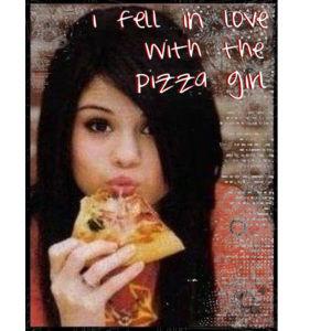 Selenai vislabāk garšo pica ar... Autors: nomadaa Ja, tomēr kāds vēlas zināt par Selenu Gomezu