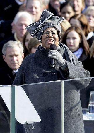 1  Best Headgear of the Year... Autors: BLACK HEART 20 Best Celeb Headgear of the Year!