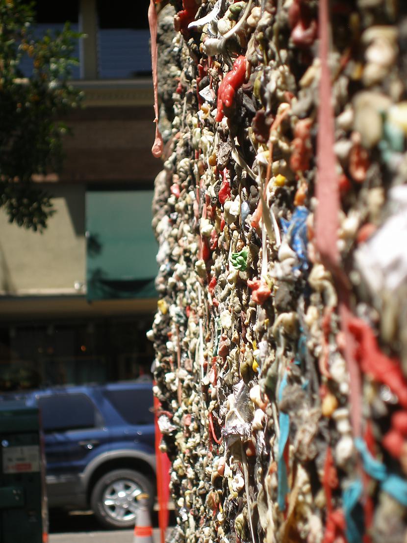  Autors: epg bubble gum alley