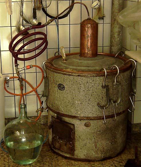 Destilacija latinu distillatio... Autors: zigisre Kandžas aparatu veidi un mazliet paris faktii
