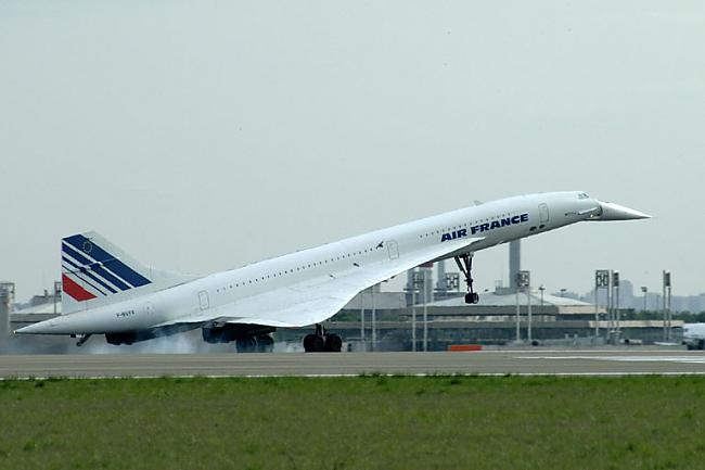 Concorde nosēžoties Autors: Fosilija Airbus A2 - Concorde mazmeita.