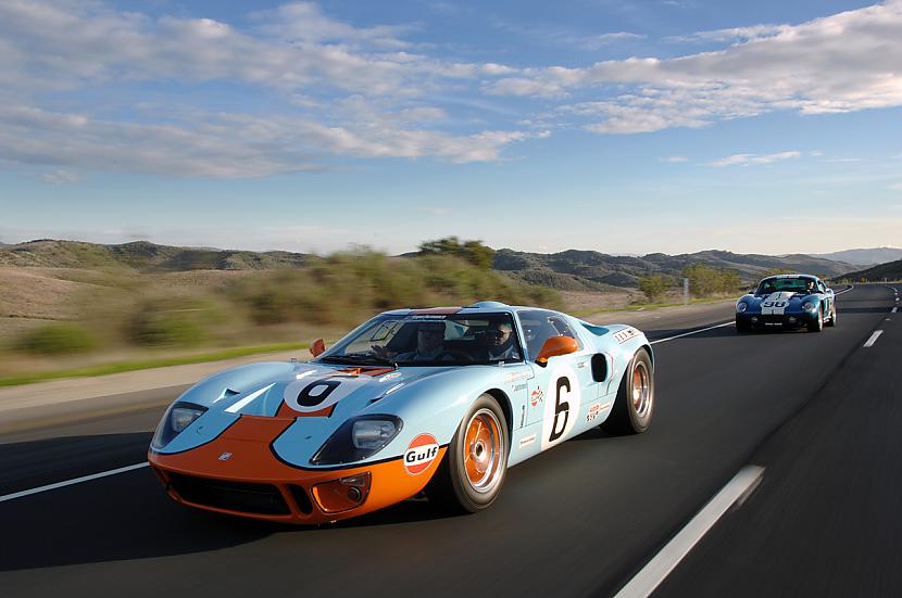 2009 Superformance GT40 Mk1 Autors: bizonis1 Autoblog's Top 100 Photographs of 2009