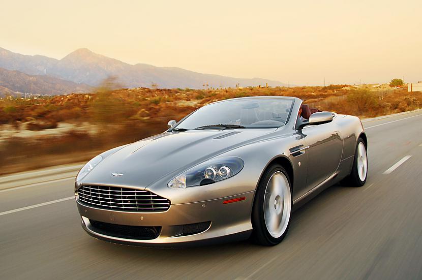 2009 Aston Martin DB9 Volante Autors: bizonis1 Autoblog's Top 100 Photographs of 2009