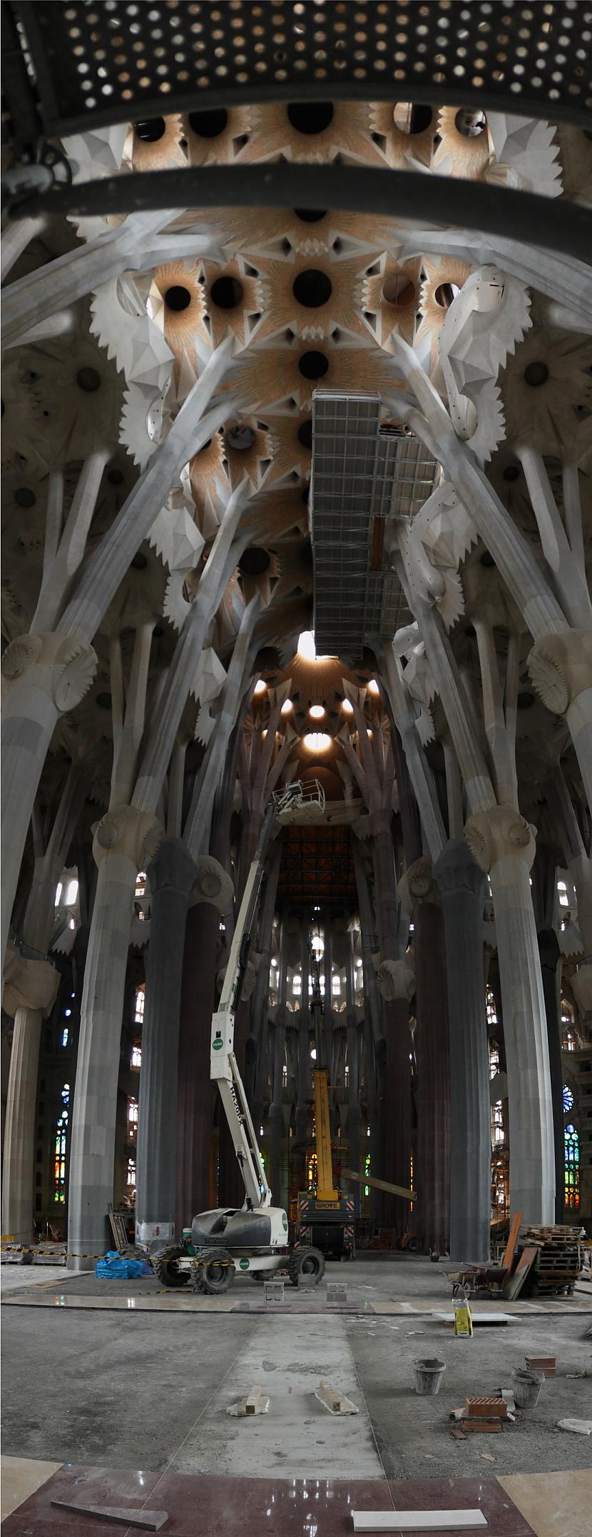 Sagrada Familia Roman Catholic... Autors: smuki Garāki fotoattēli 3