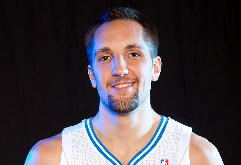  Ryan James Anderson dzimis... Autors: Fosilija Orlando Magic sastāvs 2011-12