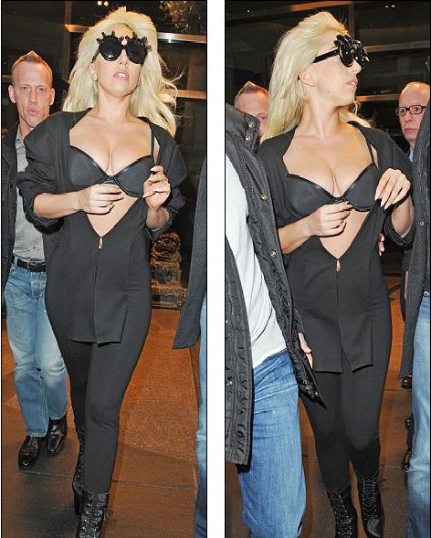  Autors: MJ Gaga pārsteidz ar krūtīm!!