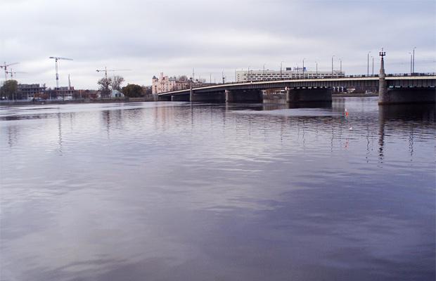 Rīga Akmens tilts un... Autors: skipper Kas notiktu ja sabruktu Pļaviņu HES. 6