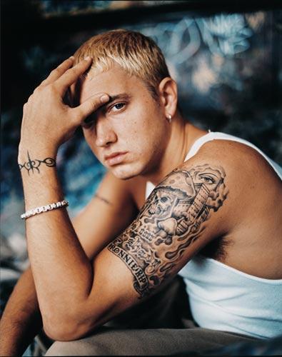 Eminem  My Name Is 1999 Daudzi... Autors: member berrie #4 Dziesmas,kas mainīja mūzikas pasauli.