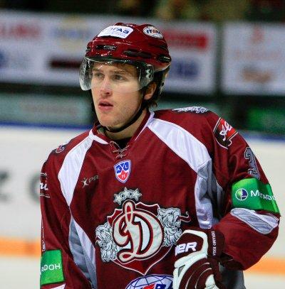 Lī Svets Aizsargs svars 87 kg... Autors: Hokeja Blogs Dinamo 2009./2010. gada sezonas leģionāri