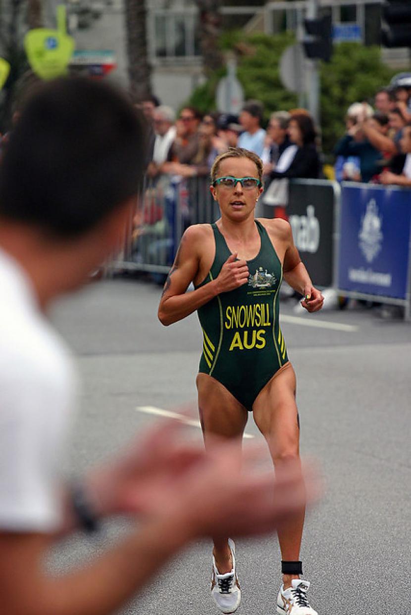  Autors: mukaca Kas ir triatlons ?