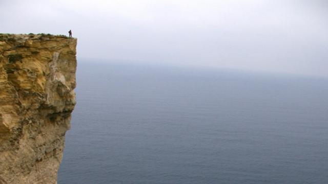 Gozo klints klints Maltā Tās... Autors: Mūsdienu domātājs Apskaties, kā izskatās pasaulē visnedrošākās vietas