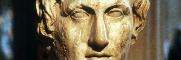 Seno romiescaronu statuja... Autors: Aigars D Mīksto vēstures grāmatām?