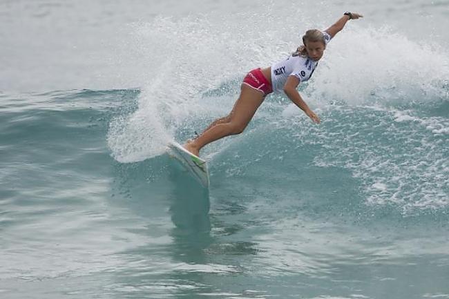 Sponsori FCS Fins Gorilla Grip... Autors: whosays Best Female Surfers 2012