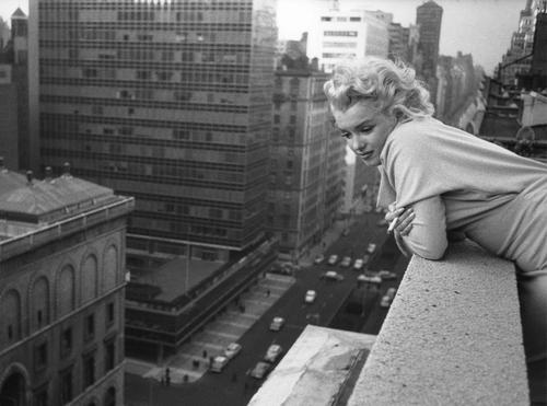 nbspA career is born in public... Autors: serenasmiles Marilyn Monroe bildēs un citātos.