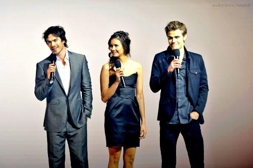  Autors: xxCALISxx The Vampire Diaries ♥