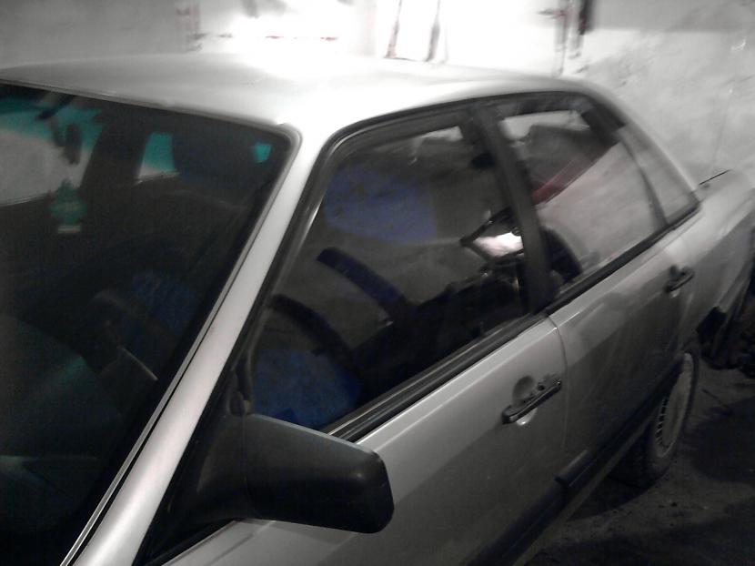 Autors: Fosilija Audi 100 type44