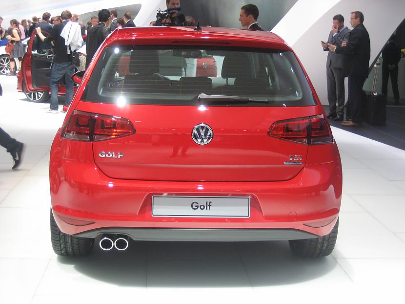  Autors: autodromslv Ilgi gaidītais VW Golf VII Parīzes izstādē