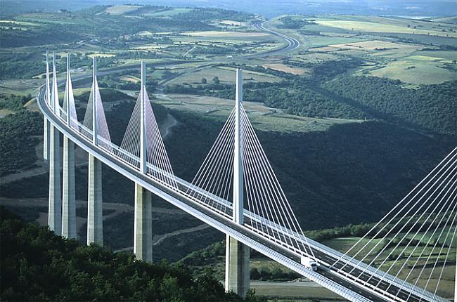 Millau Bridge Francija ir... Autors: Chubijs Populārākie tilti pasaulē.