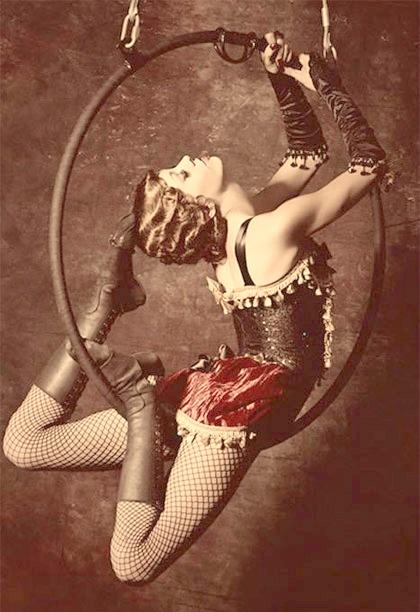  Autors: BlackRose69 Vintage Circus