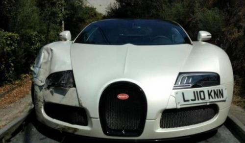 nbsp5BUGATTI VEYRON domāju ka... Autors: plocha top5 eksotisku auto kraši