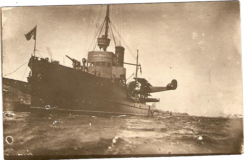 Kuģis Virsaitis Autors: sliipetais Latvijas armija fotogrāfijās(1920.g-1940.g.)
