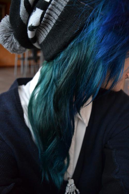  Autors: xdinosuicide Imitation Of Life