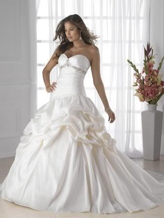  Autors: Konchamazinjaaa Perfect dresses ;)
