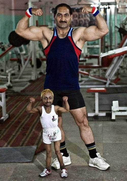  Autors: Žagars Pasaulē mazākais bodybuilder.