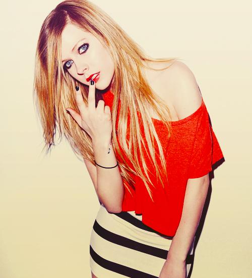  Autors: 8 Avril Lavigne