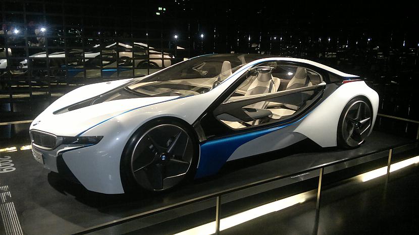 Kaut kāds nākotnes koncepts... Autors: Ragnars Lodbroks BMW muzejs Minhenē ,Vācijā.