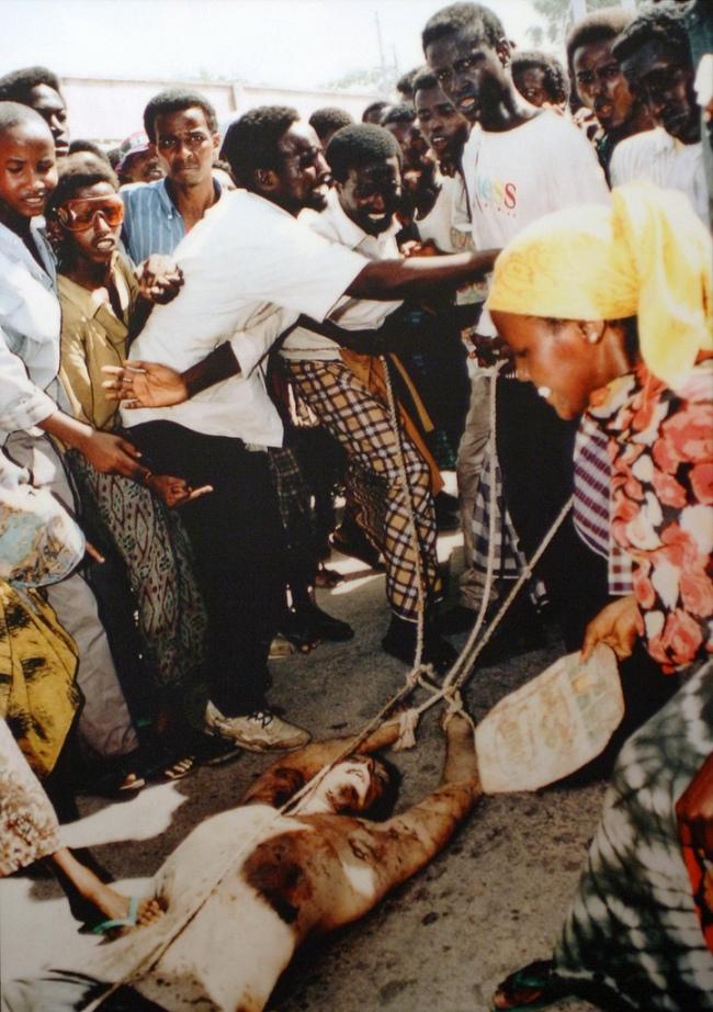 1990gadu sākumā Somālijā... Autors: Shadou Bildes ar savu stāstu