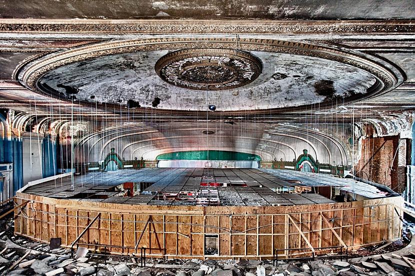 Londeila teātris Čikāgā Autors: Franziskaner Cilvēku pamestas vietas