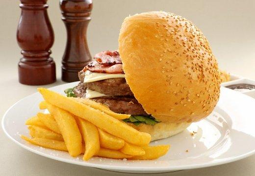 Burgeri ar amonjakuLai... Autors: SGTC Pieci lielākie meli, ko ēdienu ražotāji iestāsta cilvēcei