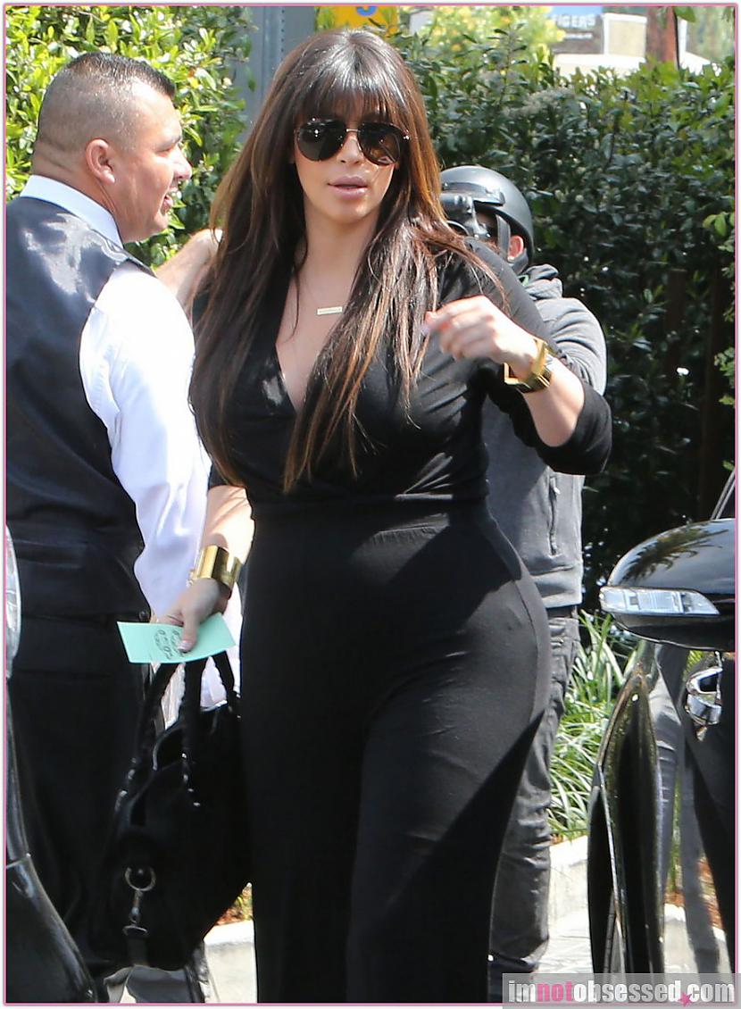  Autors: baibinaa15 Kim Kardashian pregnant !