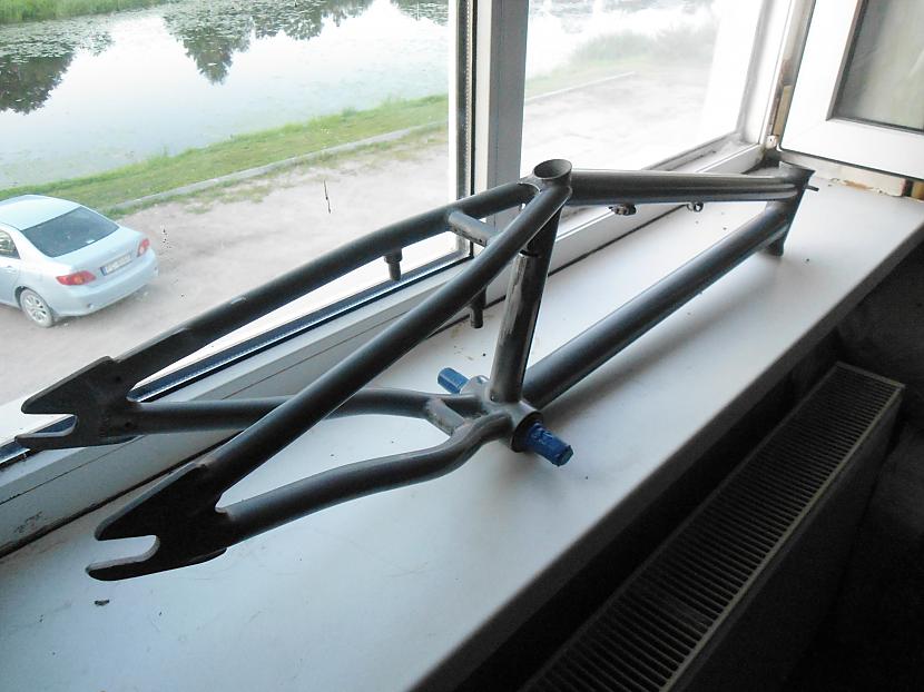 Nu scaroneit ir no cita sana... Autors: BEMBIJS123 Saku  nelielu projektiņu  ar savu BMX :) cerams ka patiks  :