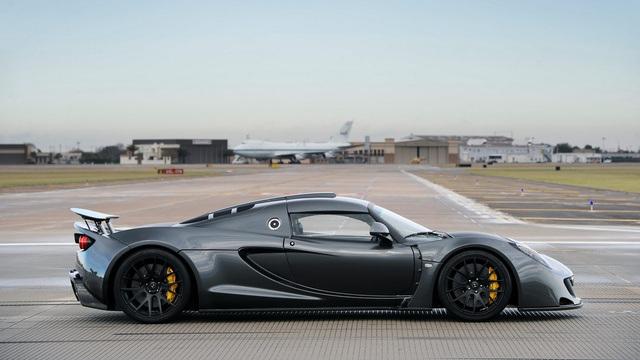 2 Hennessey Venom GT427 kmh Autors: Taisnā Roka Top10 ātrākās mašīnas