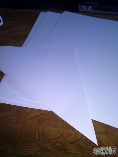 Nu lūk kvadrāts kas jau... Autors: Beciņja Kā uztaisīt papīra sniegpārsliņu.
