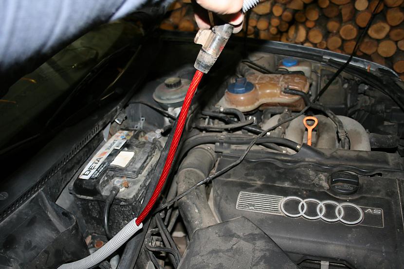 Visur kur ir saskare ar kuzavu... Autors: I Like to Make Stuff Audi A4 car audio installation part 2/3