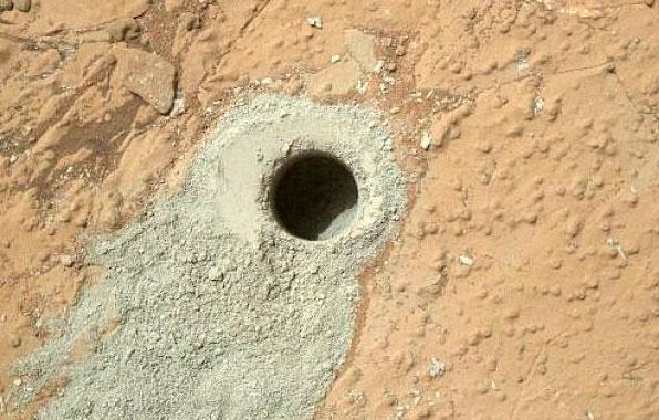 Ezers pastāvējis desmitiem vai... Autors: Radiowity Uz Marsa atrastas liecības par dzīvībai labvēlīgu sena ezera pastāvēšanu.