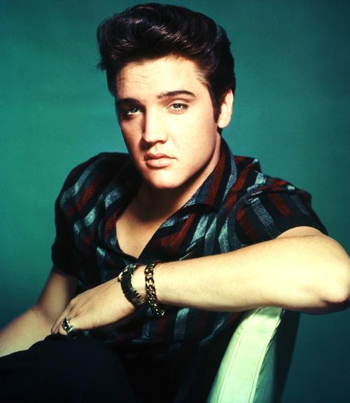 Elviss Preslijs bija dzimis... Autors: Pasaules iedzīvotājs Interesanti fakti par slavenībām!