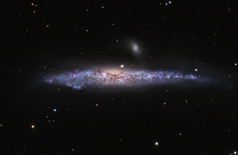 Whale galaxy NGC 4631Teleskops... Autors: Fosilija Astro bildes