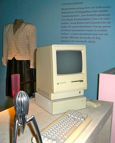 quotApplequot ar... Autors: R1DZ1N1EKS "Macintosh" datoram šodien aprit 30 gadi.