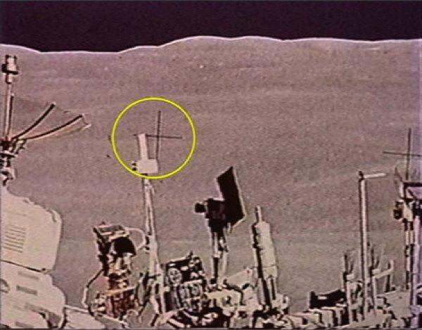 Kamerām kuras izmantoja... Autors: Fosilija Vai cilvēce tiešām nolaidās uz Mēness?