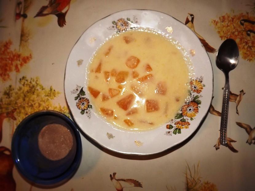 Tā tai ķirbju piena zupai... Autors: suņkāpurs Ķirbju piena zupa